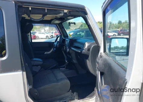 2012 Jeep Wrangler Rubicon z USA, uszkodzony, nr VIN 1C4HJWCG2CL190611